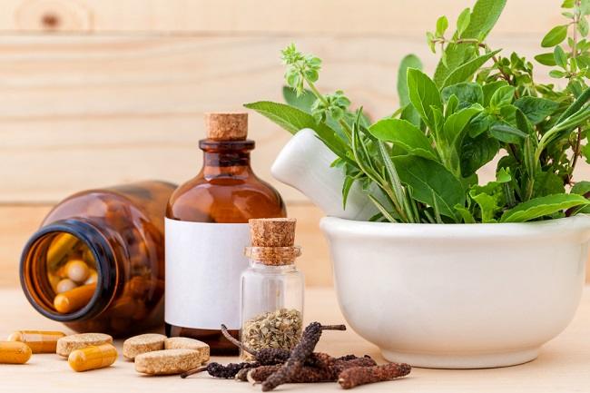Pengertian Obat Herbal: Golongan, Kegunaan dan Efek Samping